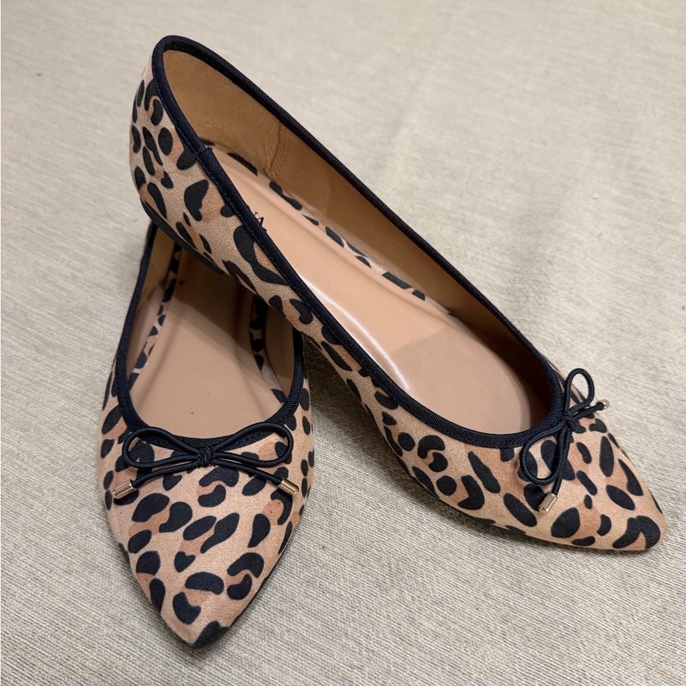 Merona Tan and Black Animal Print Flats, Size 9.5